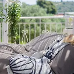 Apartman Malibu &