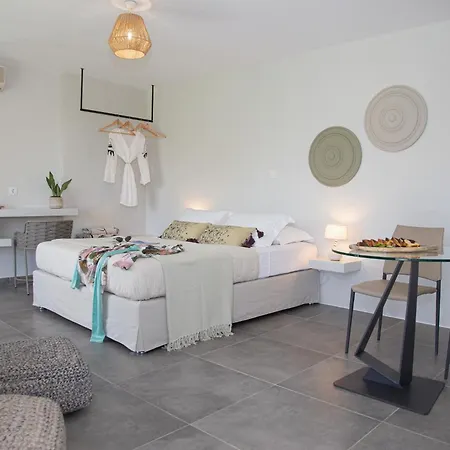 Malibu & Apartment Argostoli (Kefalonia)