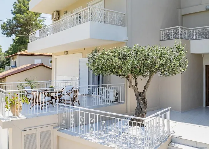 Апартаменты Malibu & Аргостолион