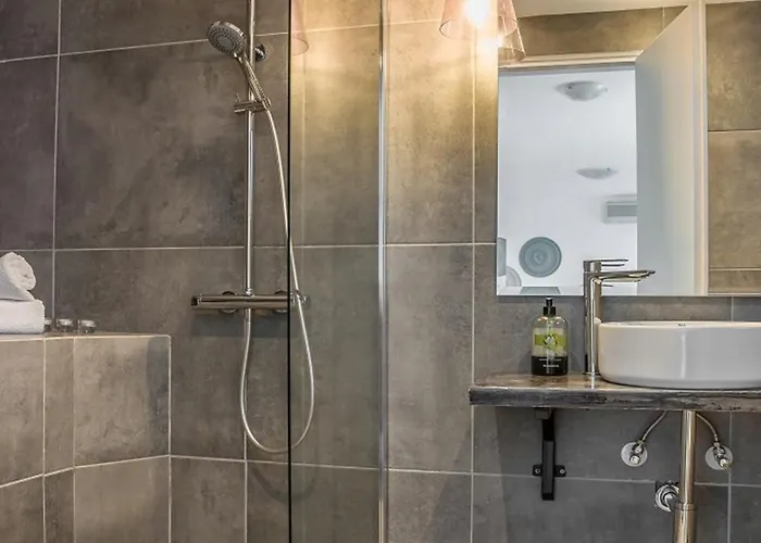 Malibu & * Аргостолион